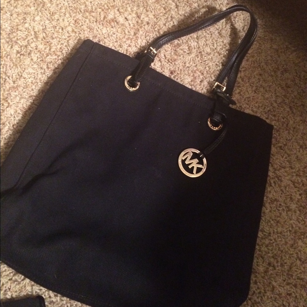 👜lightly used Michael Kors jet set tote 👜